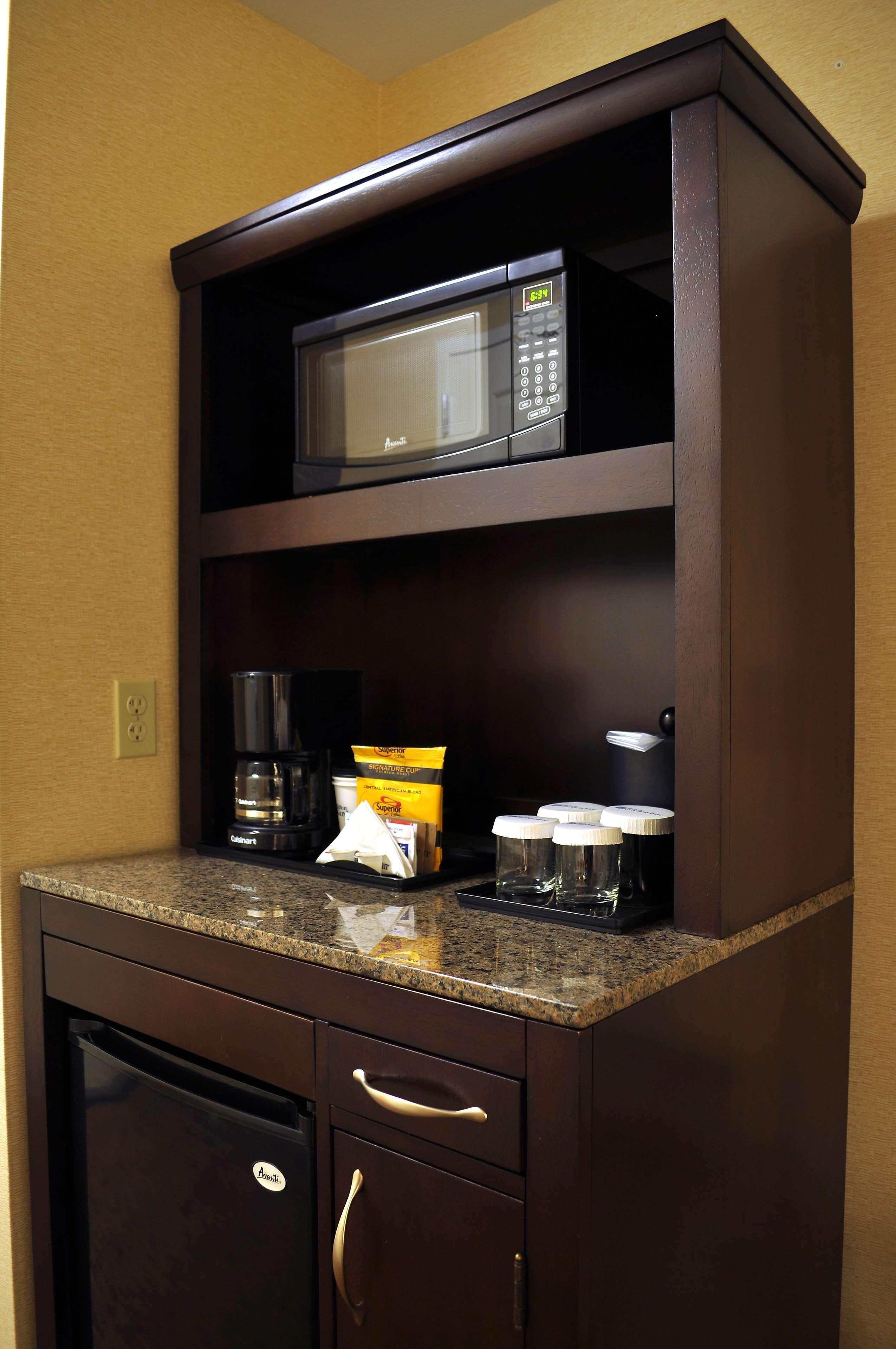 Hilton Garden Inn St. Louis Airport Berkeley Ресторан фото